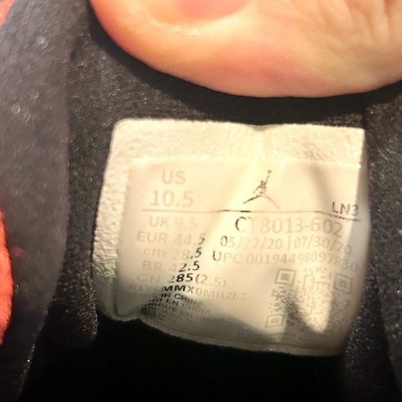 Jordan 12 Retro Reverse Flu Game size 10.5 CT8013-602 2020 PRE-OWNED - Picture 9 of 9